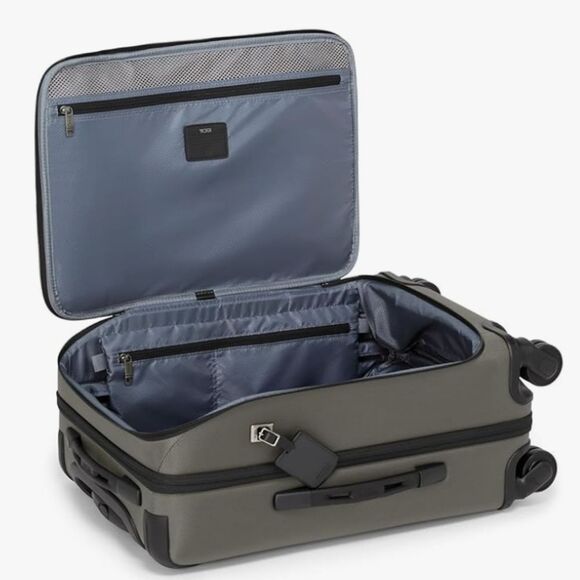 Tumi Merge International Front Lid 4-Wheeled Carry On Luggage - Picture 4 of 15